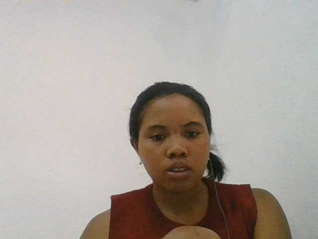 Juliah1a live cam on BongaCams