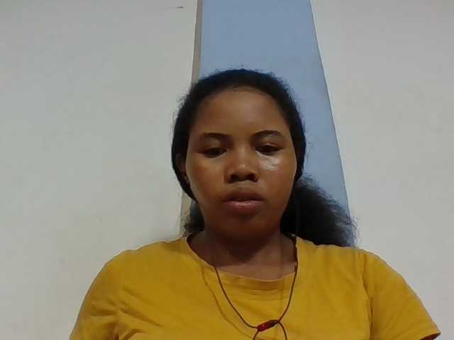 Juliah1a live cam on BongaCams