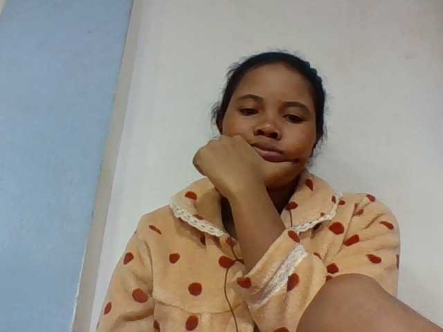 Juliah1a live cam on BongaCams