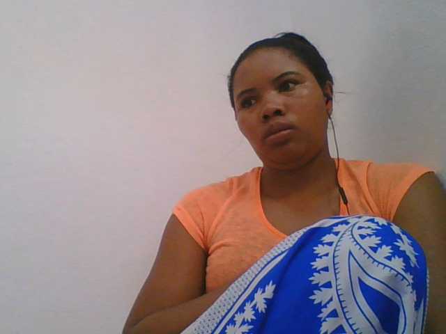 Juliah1a live cam on BongaCams
