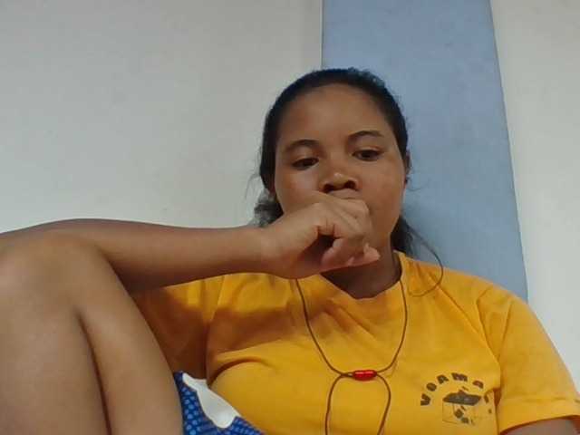 Juliah1a live cam on BongaCams