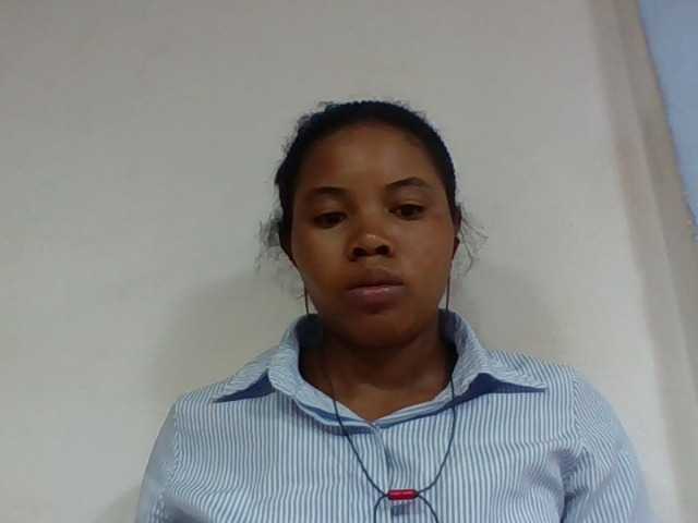 Juliah1a live webcam show