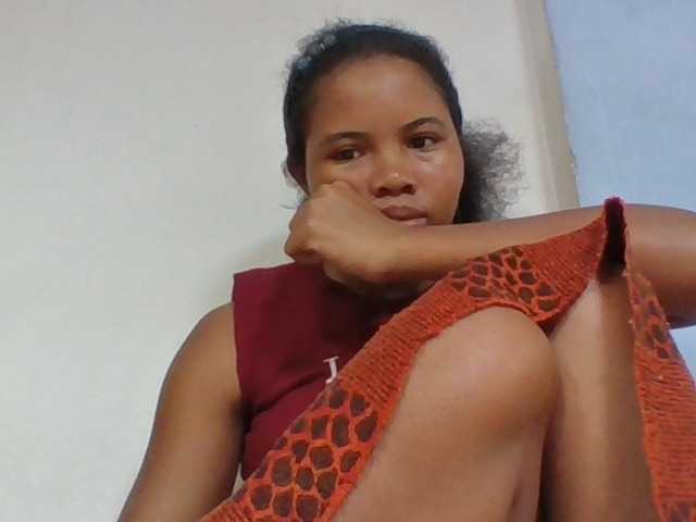 Juliah1a live cam on BongaCams