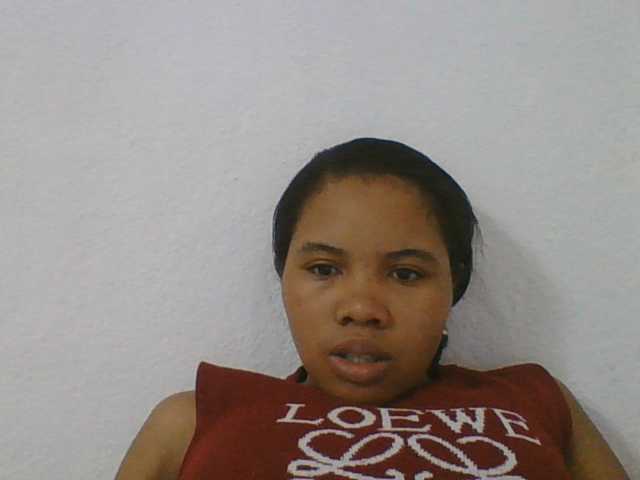 Juliah1a live cam on BongaCams
