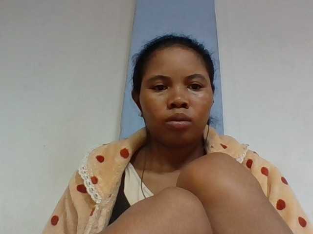 Juliah1a live cam on BongaCams