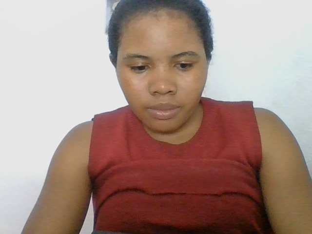 Juliah1a live cam on BongaCams