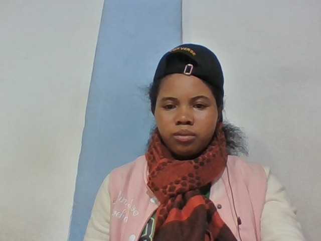 Juliah1a live cam on BongaCams
