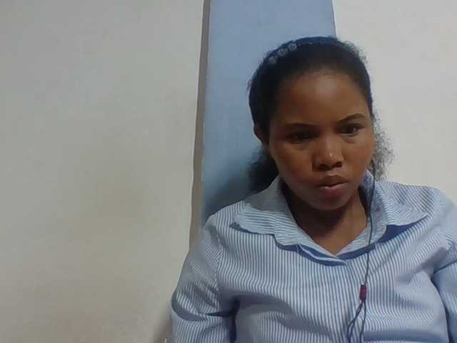 Juliah1a live cam on BongaCams