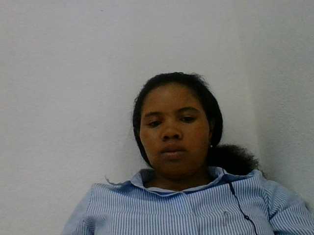 Juliah1a live cam on BongaCams