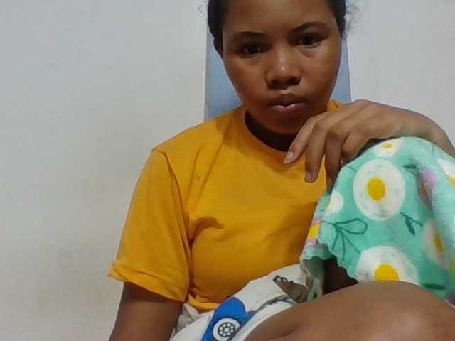 Juliah1a live cam on BongaCams