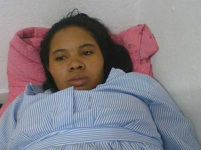 Juliah1a live cam on BongaCams