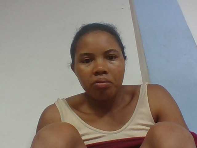 Juliah1a live cam