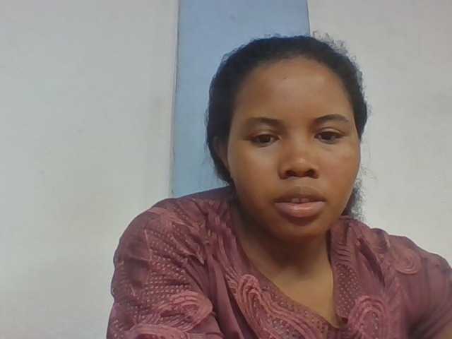 Juliah1a live cam on BongaCams