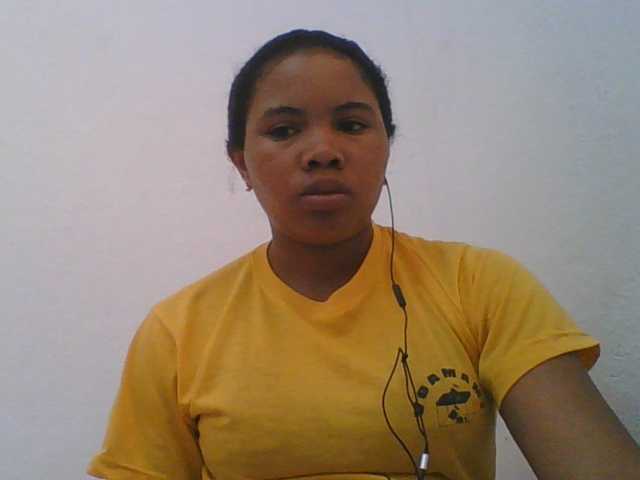 Juliah1a live cam on BongaCams