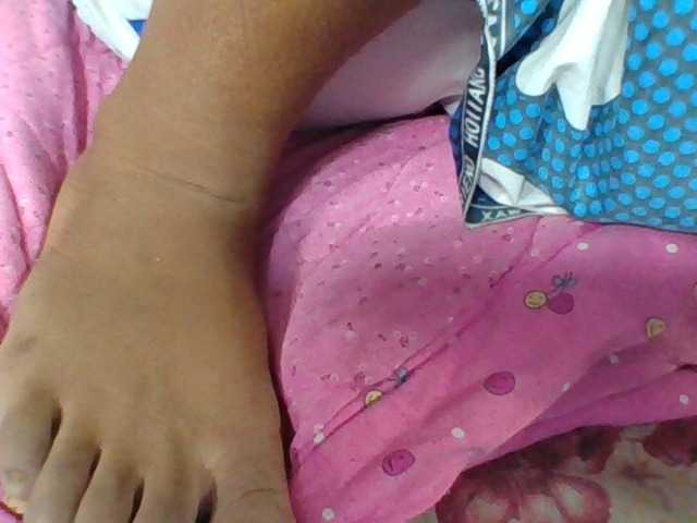 Juliah1a live cam on BongaCams