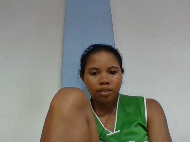 Juliah1a live cam on BongaCams