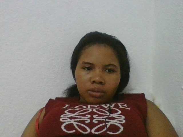 Juliah1a live cam on BongaCams
