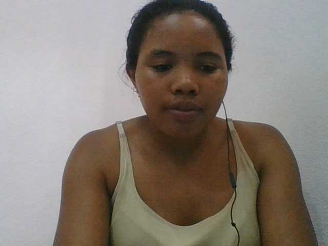 Juliah1a live cam on BongaCams