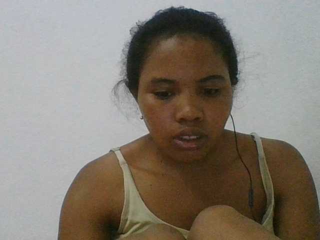 Juliah1a live cam on BongaCams