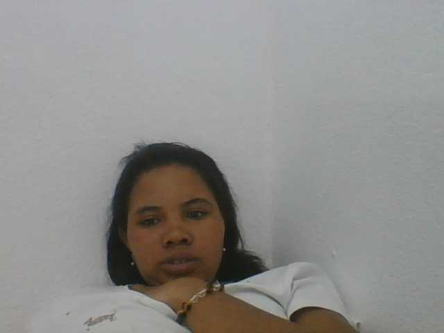 Juliah1a live cam on BongaCams