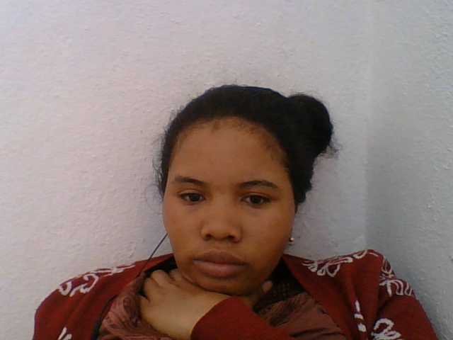 Juliah1a live cam on BongaCams
