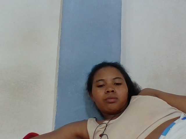 Juliah1a live cam on BongaCams