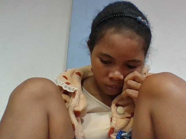 Juliah1a live cam on BongaCams