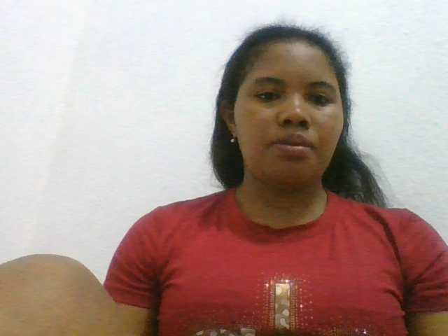 Juliah1a live cam on BongaCams