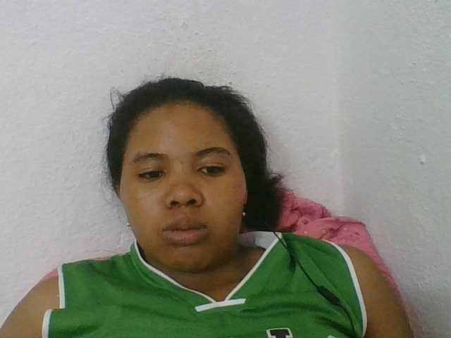 Juliah1a live cam on BongaCams