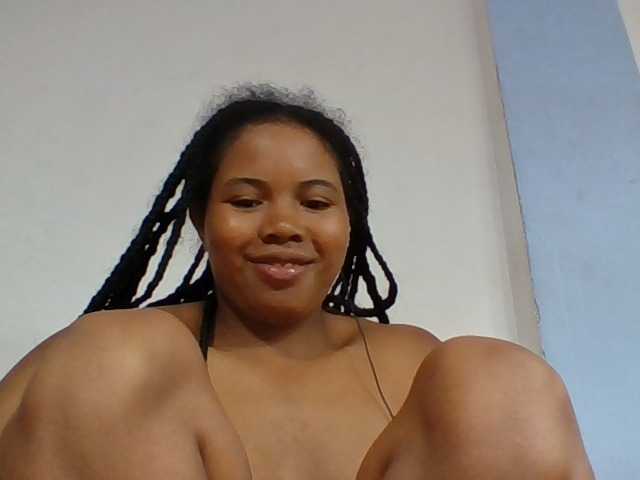 Juliah1a live cam on UnifiedCams