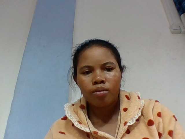 Juliah1a live cam on BongaCams