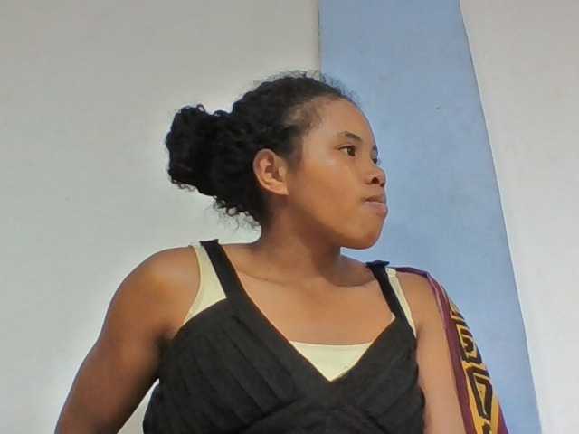 Juliah1a live cam on BongaCams