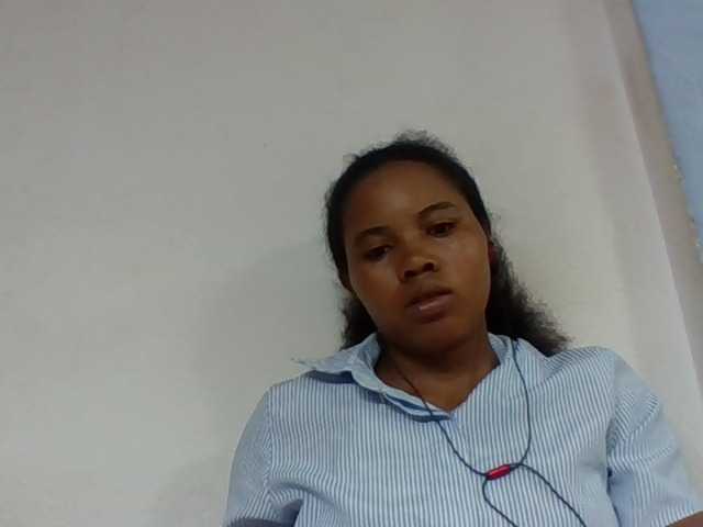 Juliah1a live webcam show