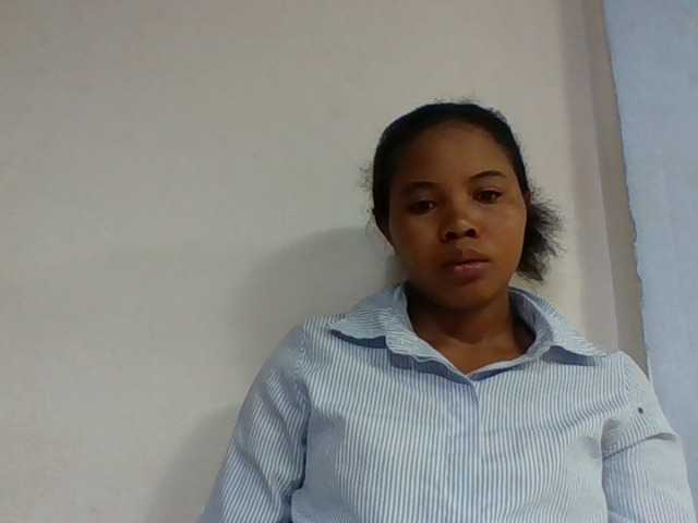 Juliah1a live cam on BongaCams