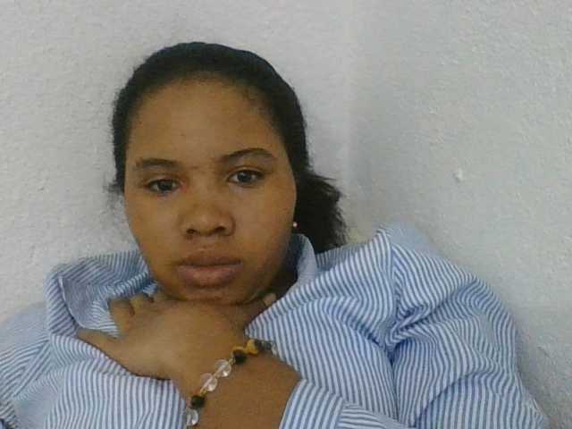 Juliah1a live cam on BongaCams