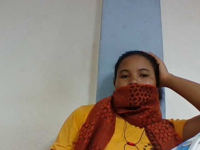 Juliah1a live webcam show