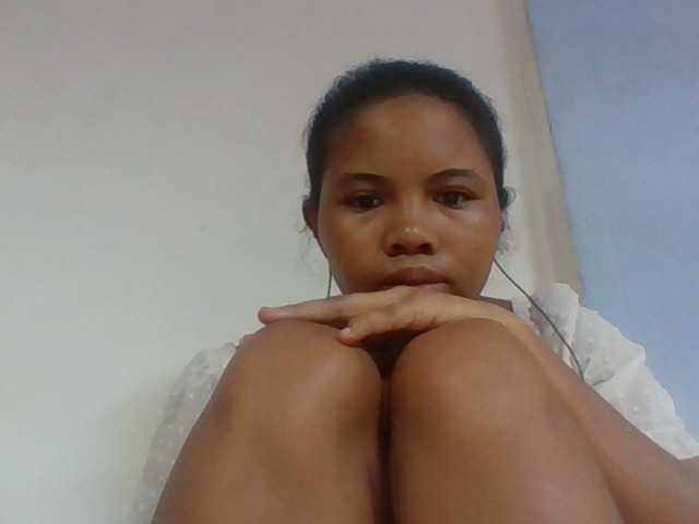 Juliah1a live cam on BongaCams