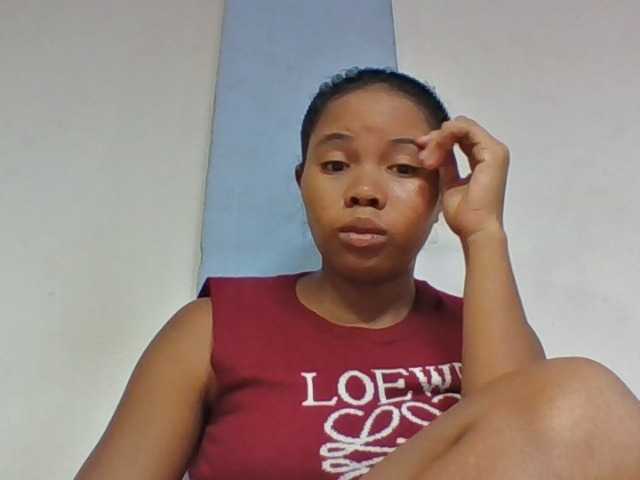 Juliah1a live cam on BongaCams