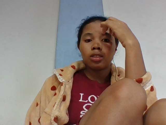 Juliah1a live cam on BongaCams