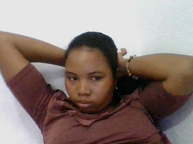 Juliah1a live cam on BongaCams