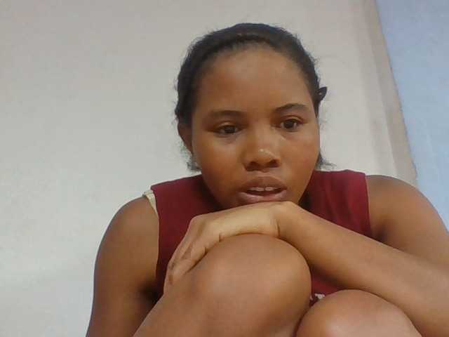 Juliah1a live cam on BongaCams