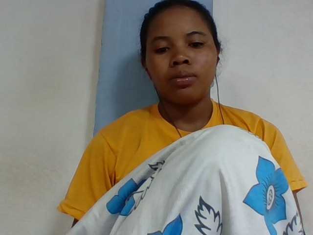 Juliah1a live webcam show