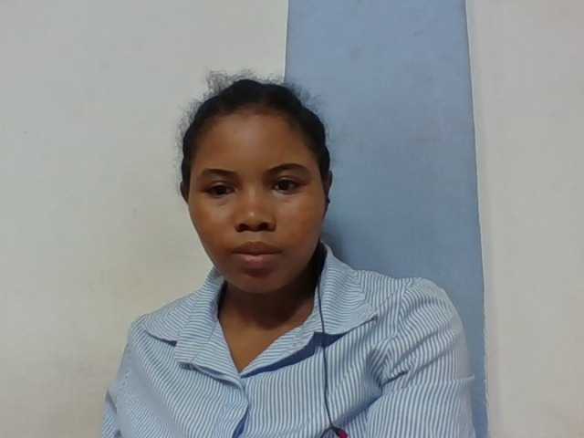 Juliah1a live cam on BongaCams