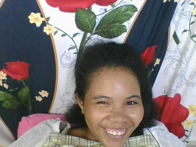 Juliah1a live cam on BongaCams
