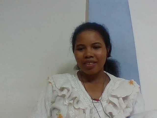 Juliah1a live cam on BongaCams