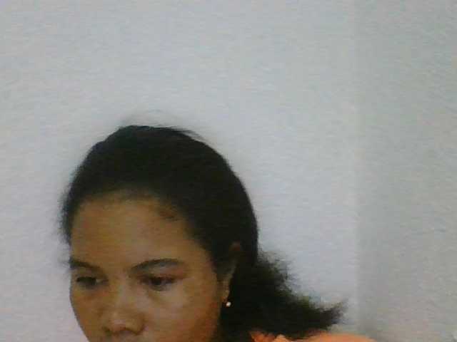 Juliah1a live cam on BongaCams