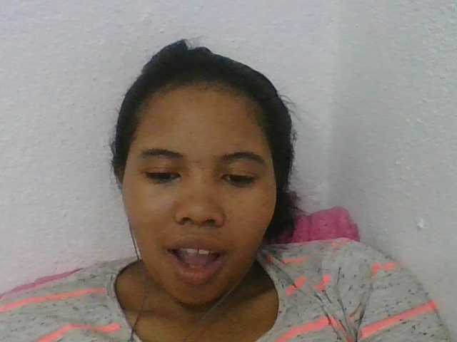 Juliah1a live cam on BongaCams