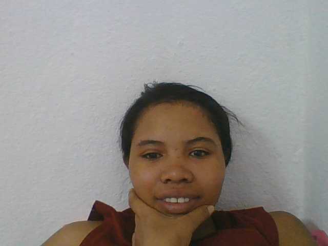 Juliah1a live cam on BongaCams