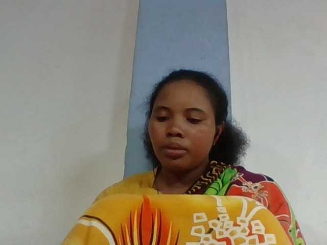 Juliah1a live cam on BongaCams