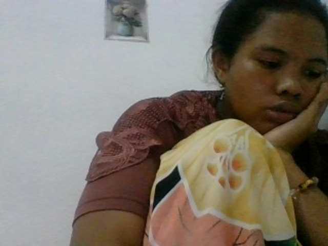 Juliah1a live cam on BongaCams